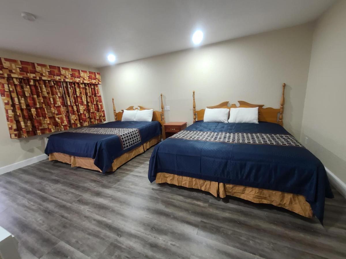 Majestic Inn & Suites Klamath Falls Exterior photo