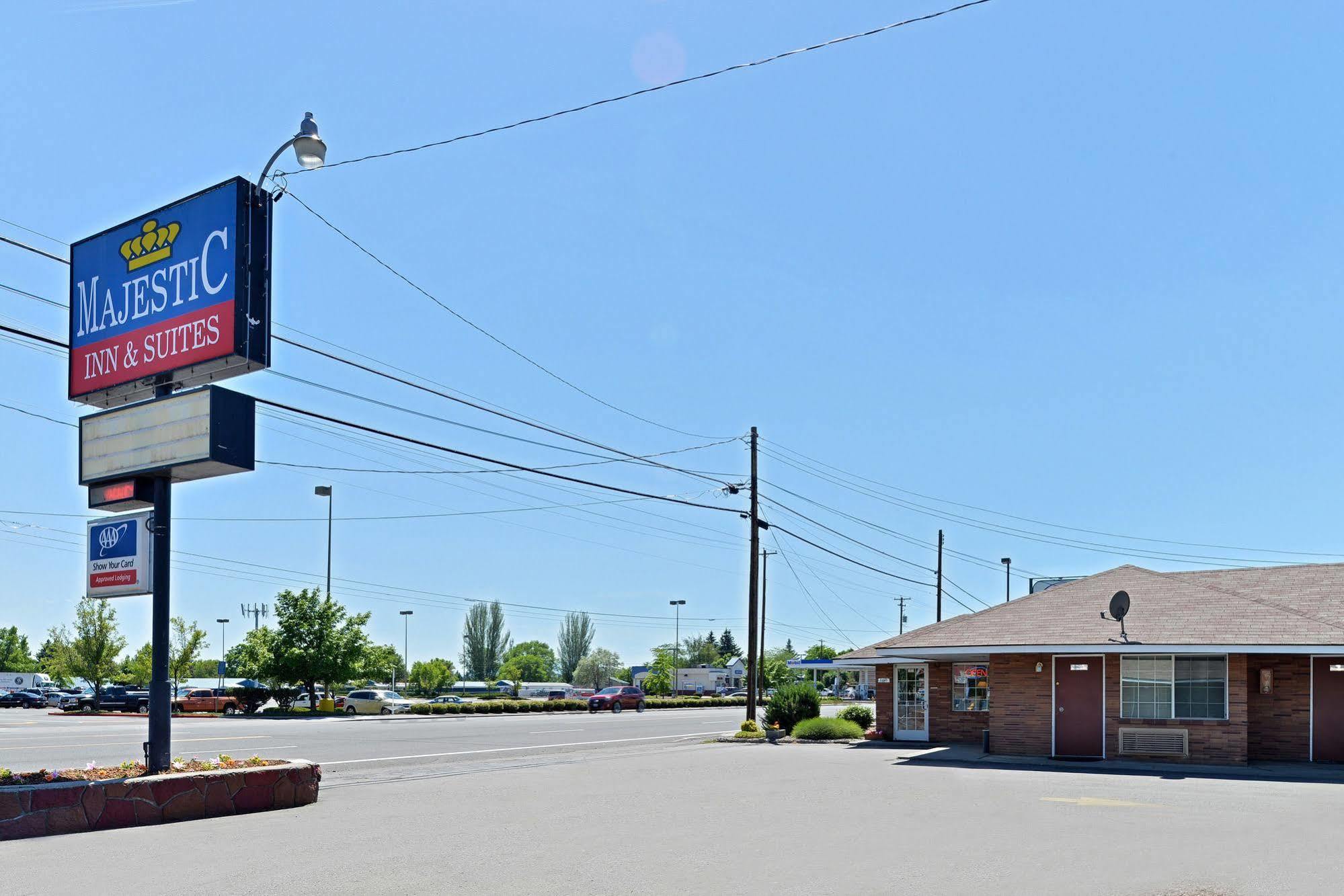 Majestic Inn & Suites Klamath Falls Exterior photo